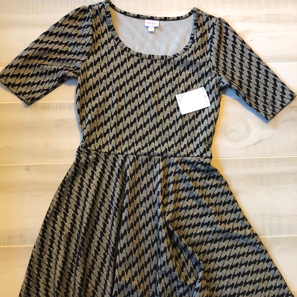 Elegant LuLaRoe Nicole